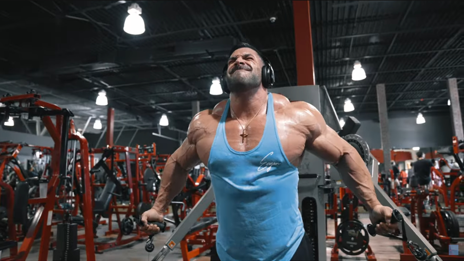 Jay Cutler Shares How To Construct An Olympia Chest - Breaking Muscle