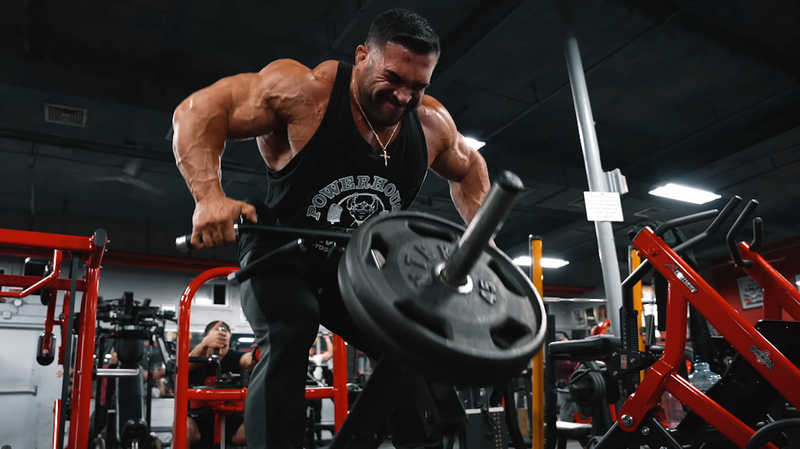 New Mr. Olympia Derek Lunsford Trains Back at Legendary Bev Francis  Powerhouse Gym - Breaking Muscle
